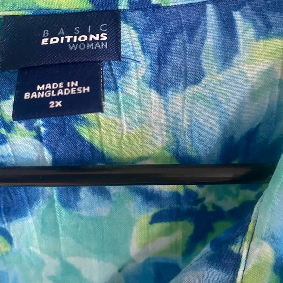 Colorful Button Down Top - Picture 4 of 4